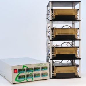 Four-channel microplate heating system with controller